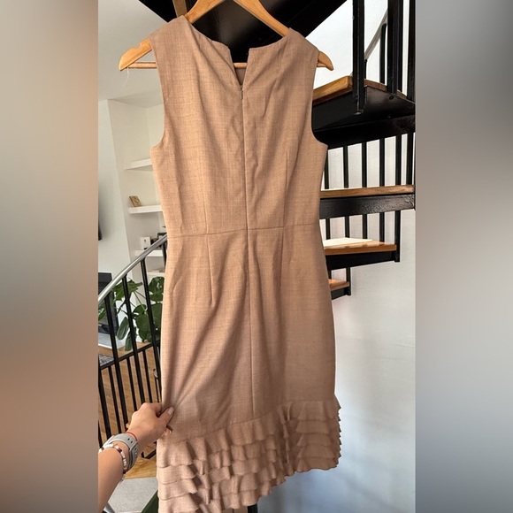 J CREW Ruffled Hem Wool Tan Camel Workwear Dress Size 4 - Picture 2 of 9